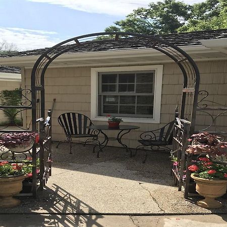 1810 Emerson House Bed & Breakfast - Adults Only 伯洛伊特 外观 照片
