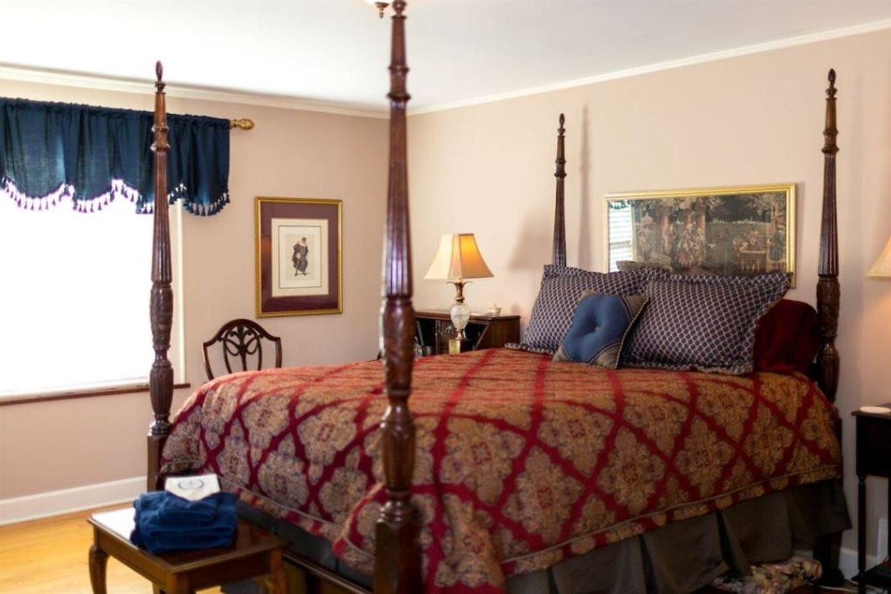 1810 Emerson House Bed & Breakfast - Adults Only 伯洛伊特 外观 照片
